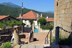 1 VERNET LES BAINS - PO - LE VIILAGE (44)